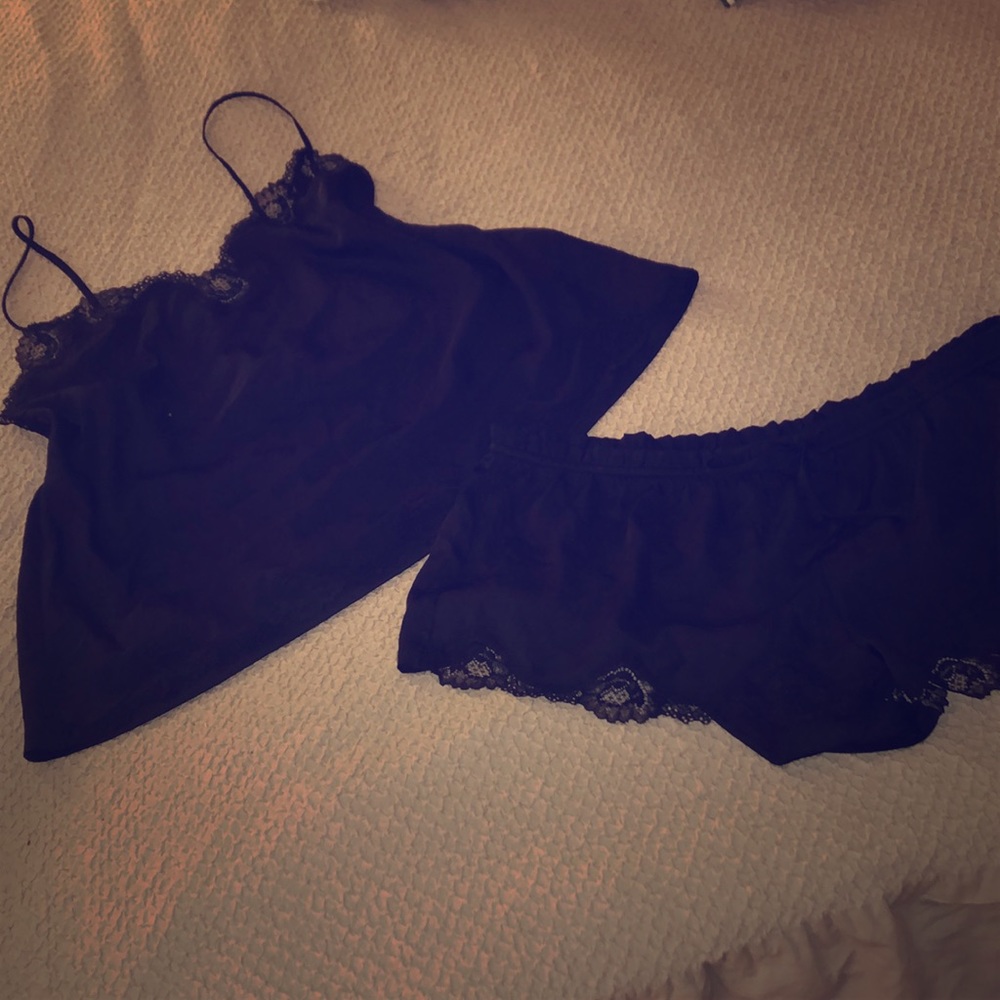 VS PJ Set